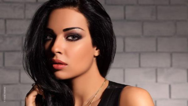 نادين نجيم ستتزوج بعد شهرين