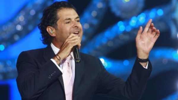 شارك النجم راغب علامة أبطال فيلم «33 يوم» فرحتهم بافتتاح الفيلم