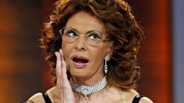 نجمة السينما الإيطالية صوفيا لورين
