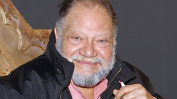 الفنان يحيي الفخراني