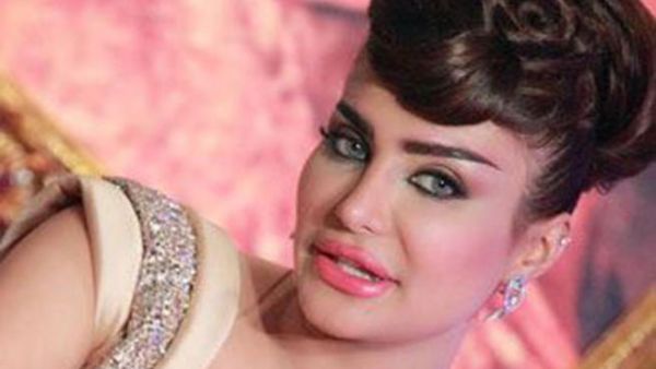 الفنانة أمل العوضي