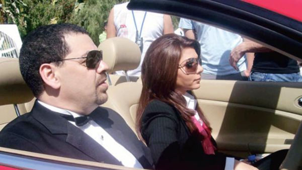 الفنانة السورية اصالة نصري وزوجها طارق العريان 