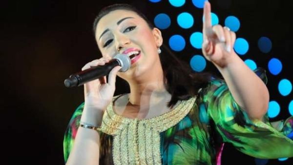 الفنانة أسماء لمنور