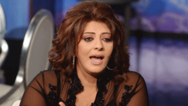 هالة صدقي تتحدى شباب فيسبوك