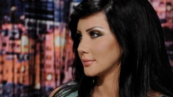 النجمة السورية جيني اسبر 