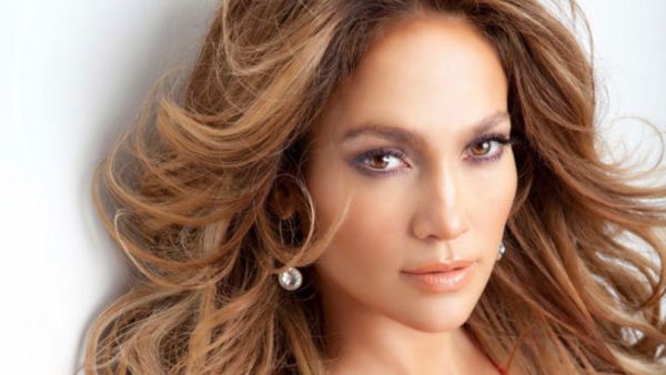 النجمة Jennifer Lopez النجمة Jennifer Lopez