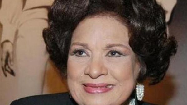الفنانة كريمة مختار