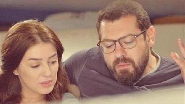 الفنان عمرو يوسف وزوجته الفنانة كندة علوش