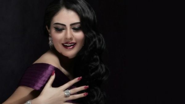 الفنانة مريم حسين الفنانة مريم حسين