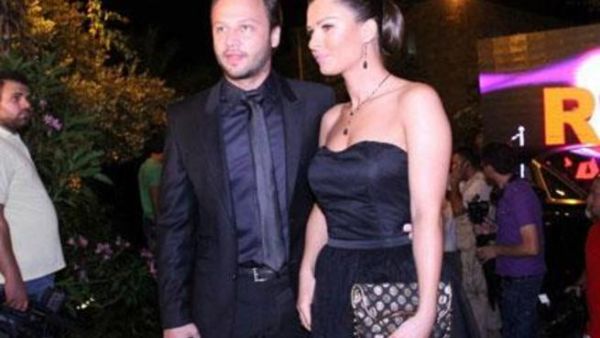 الفنان السوري مكسيم خليل وزوجته الفنانة السورية سوسن ارشيد