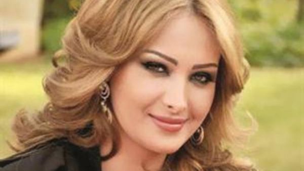 الفنانة السورية، قمر خلف