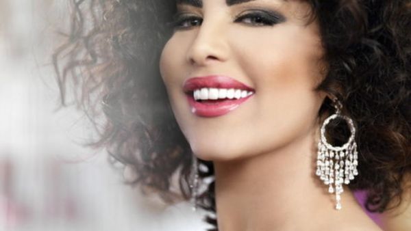 الفنانة الكويتية شمس