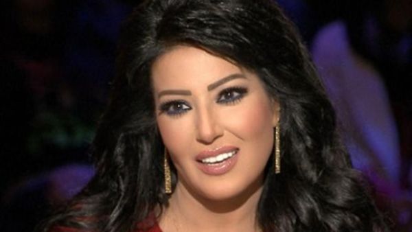 زوج سمية الخشاب كابتن طيار، لايغار و زي القمر! 