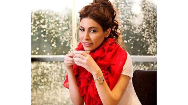Yara and her cozy cup of joe (Image: Twitter)