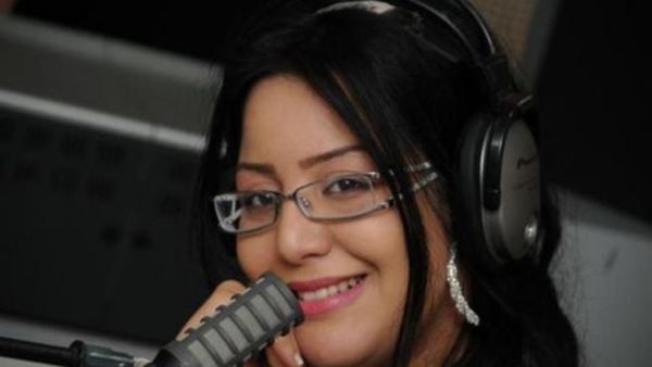الفنانة التونسية يسرى محنوش