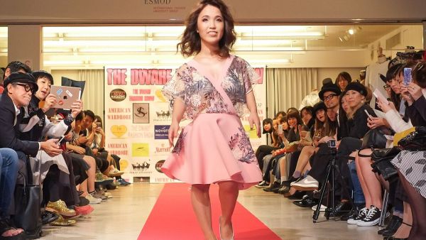 The goal of the fashion show is to empower women living with dwarfism.  (Shutterstock)