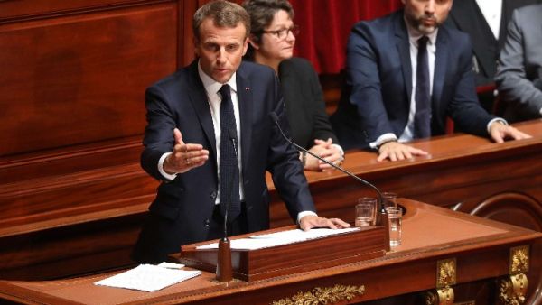 الرئيس الفرنسي إيمانويل ماكرون