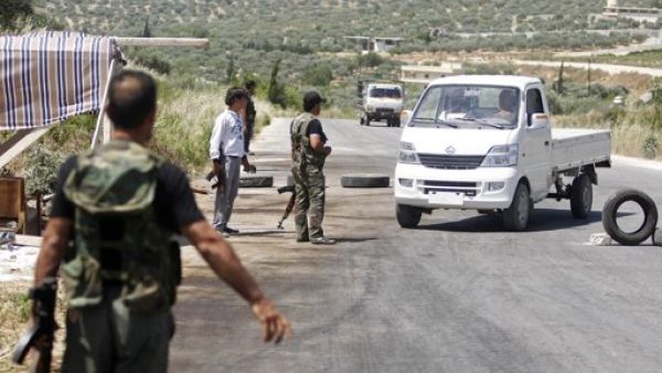 مع عودة الوضع الى الاستقرار تدريجيا في سورية تطل باريس من بعيد متاخرة محاولة السباق مع الزمن