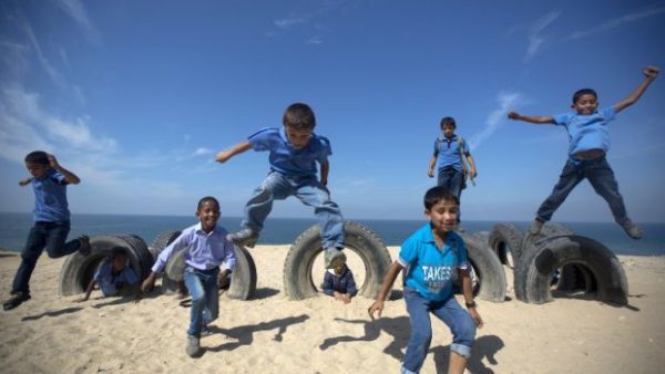 جددت الوزارة ثقتها الكبيرة بكافة وزارات التربية في الدول العربية 