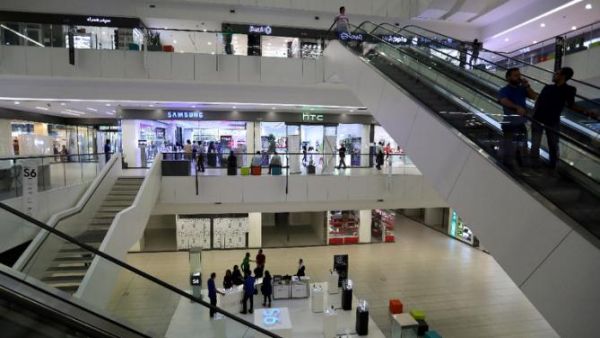 Amid expectations of an economic boom following the nuclear deal earlier this year, mega-malls are a growing trend across Tehran.  (AFP/Atta Kenare)