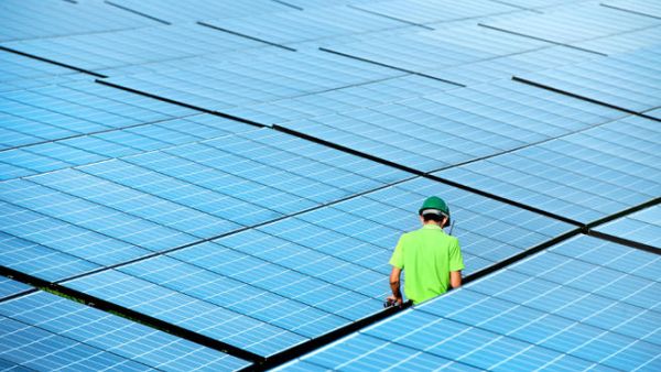 Even in oil rich MENA, solar energy is projected to grow. (Image credit: Shutterstock)