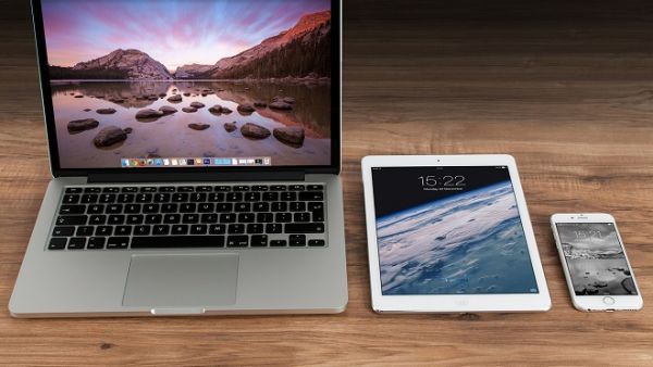 So what is it going to be: A smartphone, tablet or laptop? (Pixabay)