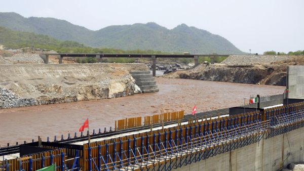 أدى أبي (42 عاما) اليمين خلال احتفال بمجلس نواب الشعب في أديس أبابا

