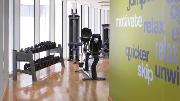 The membership offers its guests a valuable 20% discount on all its food & beverage and laundry facilities. 