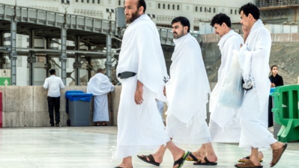 الحَجّ مِن أركانِ الإسلام الخَمسَة