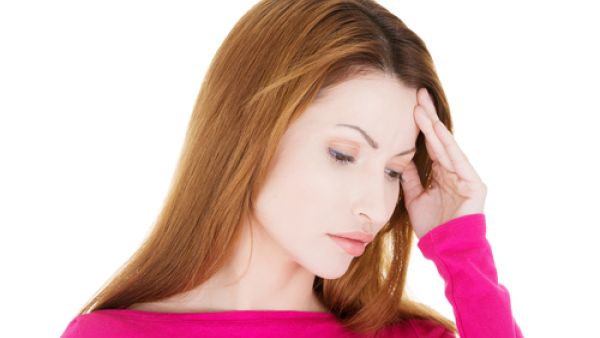 حذر باحثون من ضرورة عدم التهاون بآلام الرأس التي تصيب النساء أثناء الحمل 