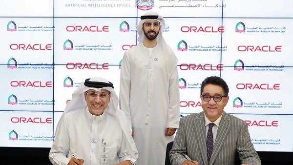 The MoU was signed by H.E. Dr. Abdullatif Al Shamsi, Vice Chancellor of HCT, and Arun Khehar, Oracle's Senior Vice President for the Applications Business for Eastern Central Europe, Middle East and Africa (ECEMEA).