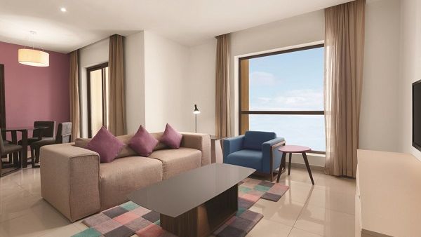 Hawthorn Suites by Wyndham JBR 1BR Suite