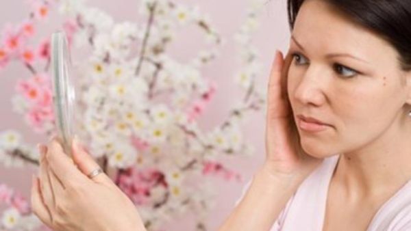 10 فحوصات ذاتية يجب أن تقومي بها كل يوم (جزء 2)