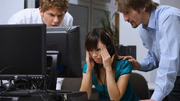ضغوط العمل يمكن أن تؤدي الى مشاكل حتمية في المنزل