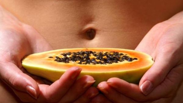 البابايا من الفواكه الرائعة لعلاج الامساك خصوصا النساء والاطفال 