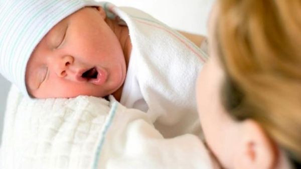 مشكلة الارق عند الاطفال يمكن ان تؤثر على صحة الطفل 