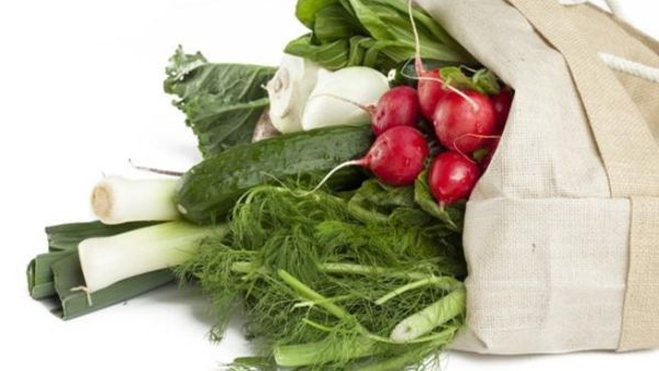 الخضار المتنوعة أفضل من النشويات والسكريات 