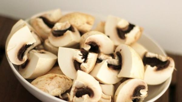  تناول حساء أو شوربة الفطر يسكن آلام الكبد