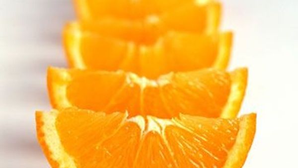 تذكر دائما أنك لا تحتاج إلى شرب الكثير من عصير البرتقال