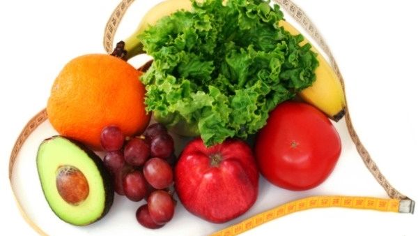 تناول الطعام الصحي أمر ضروري لكلا الجنسين، إلا أن للرجال والنساء متطلبات غذائية مختلفة