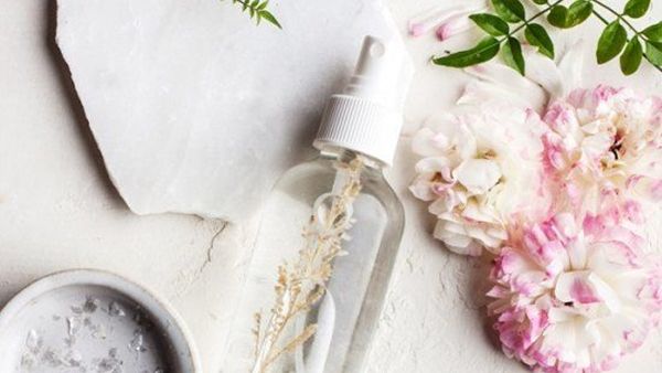 عطر الياسمين للمفروشات