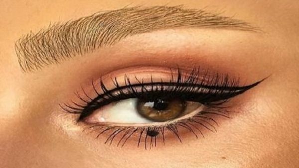 الكحل بطريقة مختلفة الكحل بطريقة مختلفة