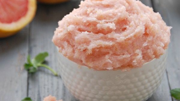 اصنعيه بنفسك: مقشر جريب فروت بالنعناع