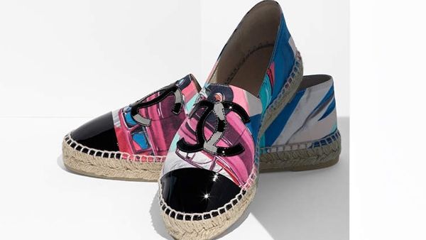 الحذاء الملون الجديد من شانيل 2017
