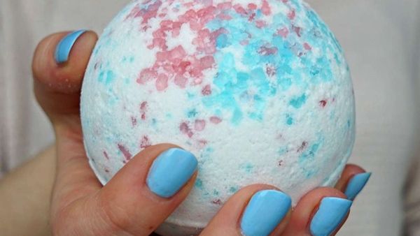 كرات ملونة فوارة للاستحمام 