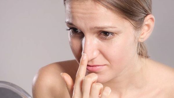 هل تعانين من مشكلة الرؤوس السوداء؟