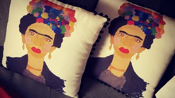 مجموعة فريدا كالو المرسومة يدويا