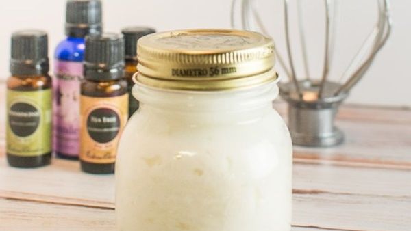 اصنعيه بنفسك: كريم سحري للساقين