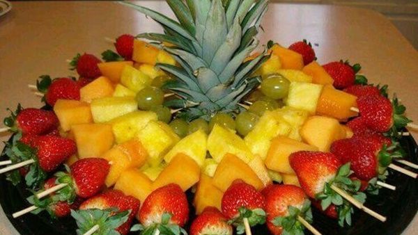 أعواد الفواكه للأطفال