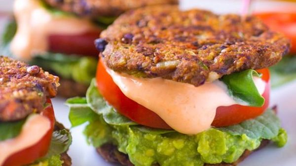 برغر نباتي صحي وشهي